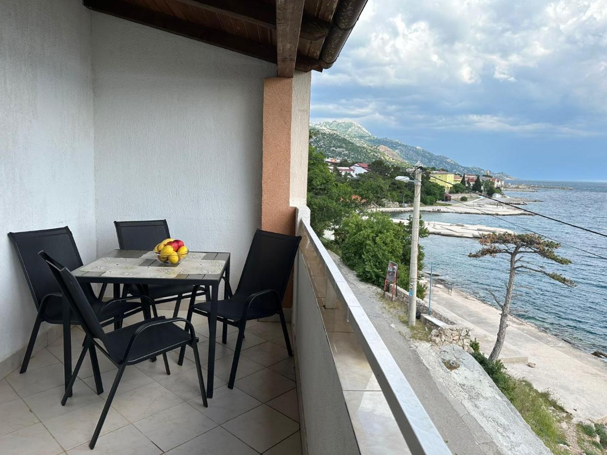 Apartmani Karlobag Dış mekan fotoğraf